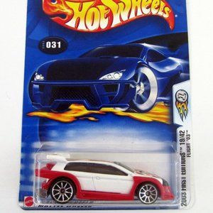 Hot Wheels Flight '03 #031 First Editions 19/42 White Die-Cast Car 2003